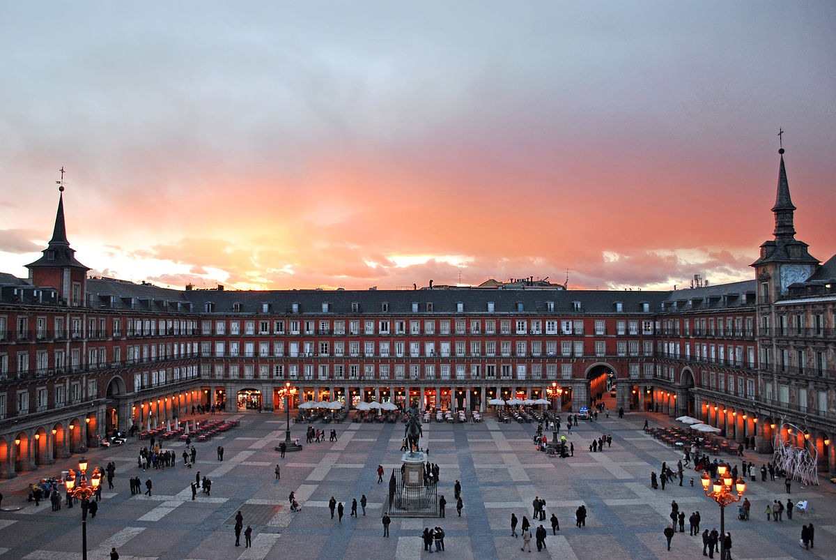 Conoce La Plaza Mayor